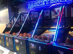 -世代星球·保龄球·镭战真人CS·团建(杨浦店)