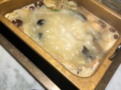 -尚尚仙·酸汤猪手·猪肚鸡火锅(华联万柳购物中心店)