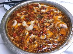 酸菜鱼-黑皮酸菜鱼(三山街店)