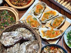 -蚝堡海鲜·威海菜·海肠捞饭·烧烤·亚洲吃蚝公司(幸福门店)
