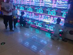 -直通车欢聚中心(崇州万达店)