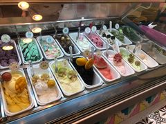 自助取餐区-柠檬车露(卖草地店)