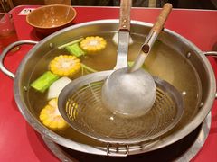 牛骨清汤锅底-潮汕·草根牛肉档(上海荟聚城市集市店)