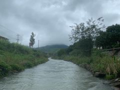 -仙山谷激浪漂流