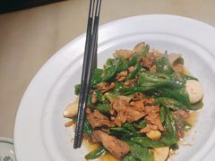 辣椒炒个肉-佬麻雀·剁椒鱼头(京基KK One店)