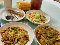 -丁来兴酒店(西街店)