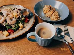 -HELLO 27 意面·沙拉·帕尼尼