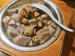 -洋沙湖湖色生鲜主题餐厅