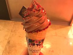覆盆子巧克力冰淇淋-GODIVA(港汇恒隆广场)