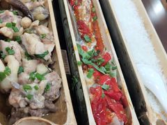 -胡须哥网红竹筒菜