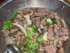 -大众跷脚牛肉馆·非遗传承单位(峨眉山店)