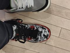 -Air Jordan(世贸天阶店)