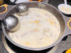 -煲宫猪肚鸡(昆山金鹰国际购物中心店)