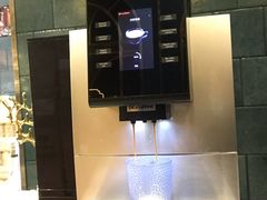 -五月罗马海鲜自助餐厅(月星环球港店)