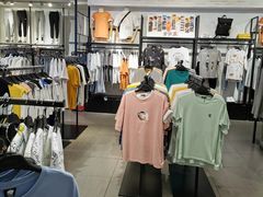 -三福时尚(三峡广场华夏银座店)