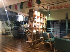 -84那年咖啡馆(李沧万达店)