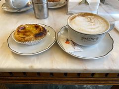-Majestic Café