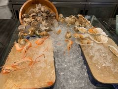 -圣丰索菲特·2 On 988 Café 自助餐厅