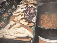 -芸山季·云南山珍菌火锅(人民广场来福士店)