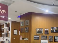 -雅悦齿科(顾村公园店)