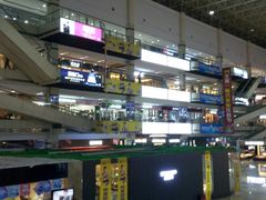 -鹿鼎国际购物广场