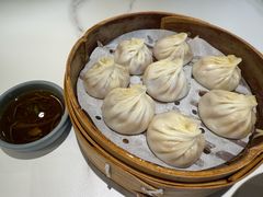 蟹粉鲜肉馅-馋三尺蟹粉小笼(人民广场店)