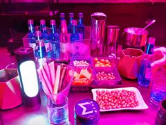 -MEGA PARTY CLUB