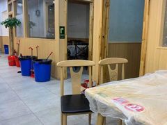 大堂-江城燕子大排档(江汉路步行街店)