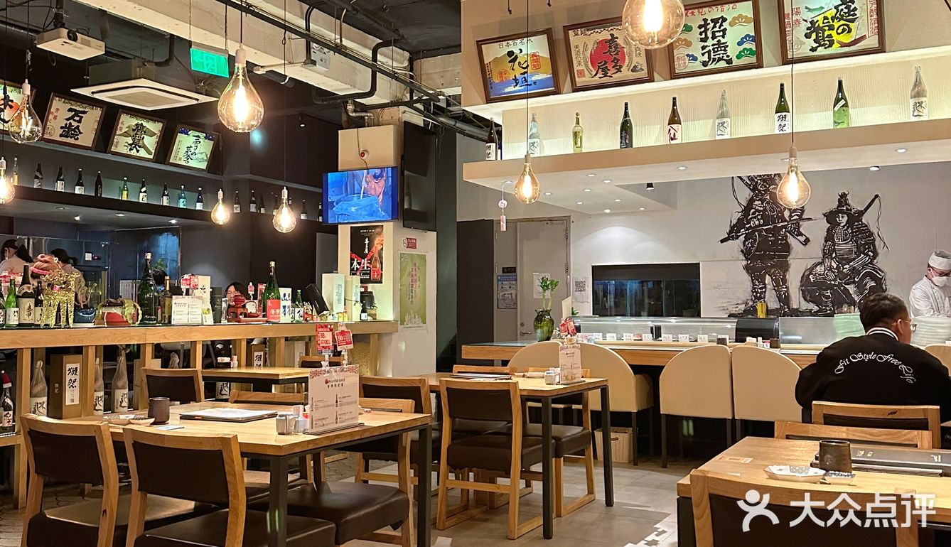 专属冬天的小确幸，三五好友，美食美酒