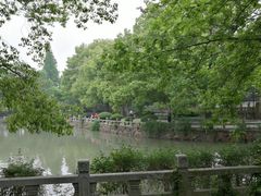 -汇龙潭