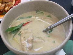 中部绿咖喱鸡肉-帕蓝·暹罗料理(大学路店)