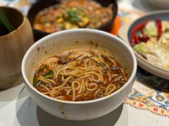 -云海肴·汽锅鸡·云南菜(天山百盛优客店)