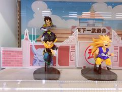 -泡泡玛特POPMART(蓝色港湾店)