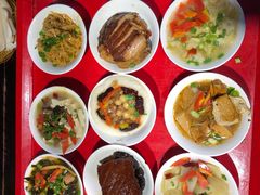 -蓝田九大碗民俗食府(蓝田店)