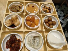 -蓉李记成都名小吃(太原龙湖万达店)