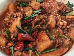 -霄汉牛三鲜湖北砂锅菜(万松园2店)