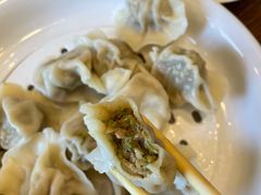 芹菜肉水饺-俏东方·海味水饺·青岛菜(崂山店)