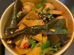 -多嘴超级肉蟹煲(中东店)