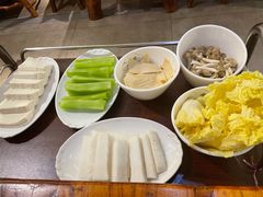 -滇香肴·云南菜蒸汽石锅鱼(云南北路店)