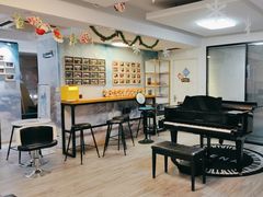 -梅纳·钢琴声乐架子鼓Mena Music(双井店)