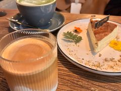 -84那年咖啡馆(李沧万达店)