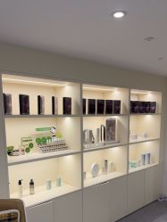 -JNK皮肤管理中心