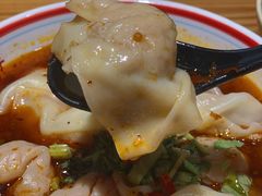 -八二小区抄手(龙湖上城天街店)