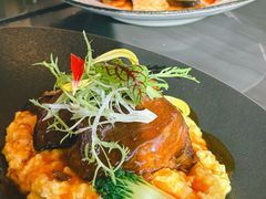 慢炖猪颈肉-哈蒙德餐厅
