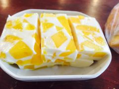 -海口骑楼小吃街