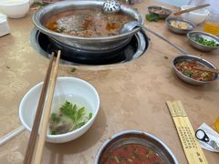 -黑竹沟新场牛肉火锅