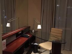 -南桥绿地铂骊酒店