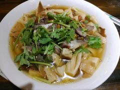 特色牛肉罩火烧-哈老太太(联盟路店)