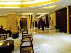 -山明水秀大饭店