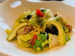 琥珀桃仁拌罗马生菜-世博源公馆·本帮融合菜·主题包厢·江景餐厅